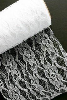  Čipka dekoračná biela 15cm x 4,5m